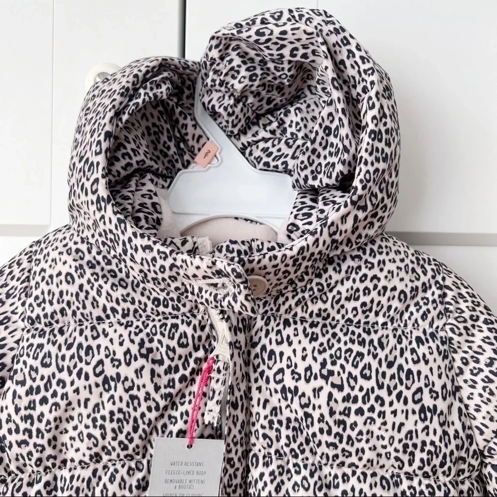 GAP Baby Girl’s Warmest Dawn Snowsuit Puffer size 0-6 months